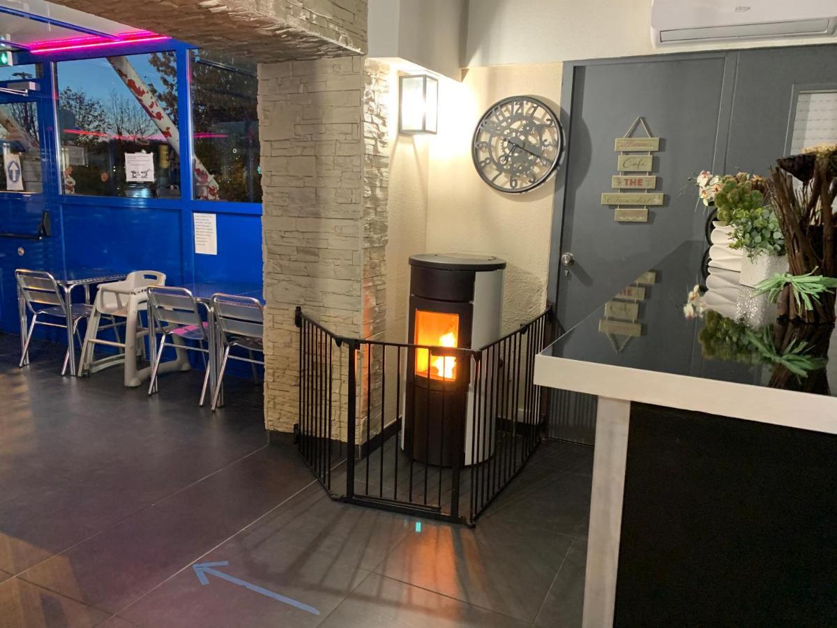 Hotel Macon La Salle Saint-Albain Экстерьер фото
